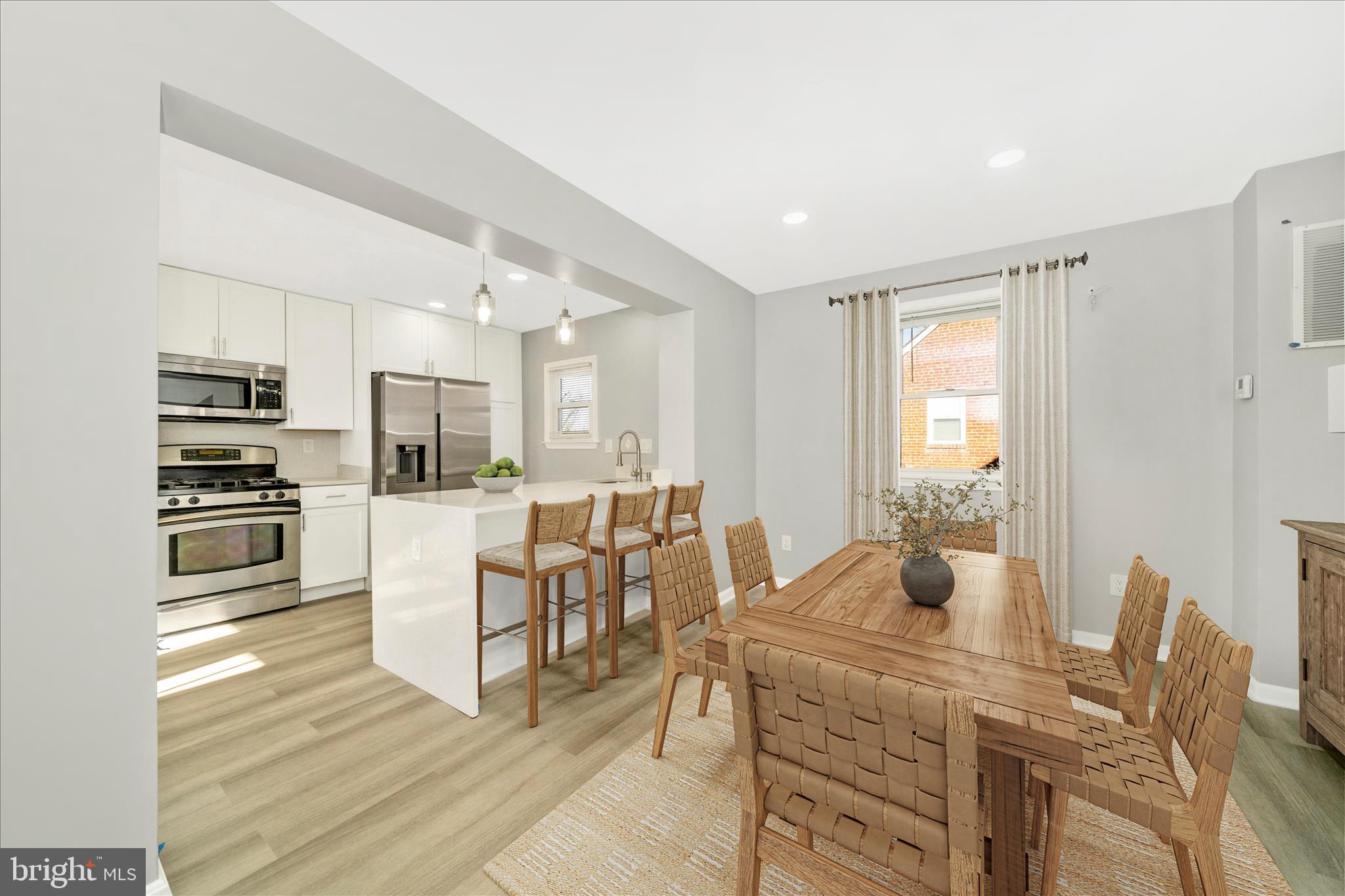 913 Highview Drive Capitol Heights, MD 20743 - Photo 12 of 70 Dining Room Virtually Staged