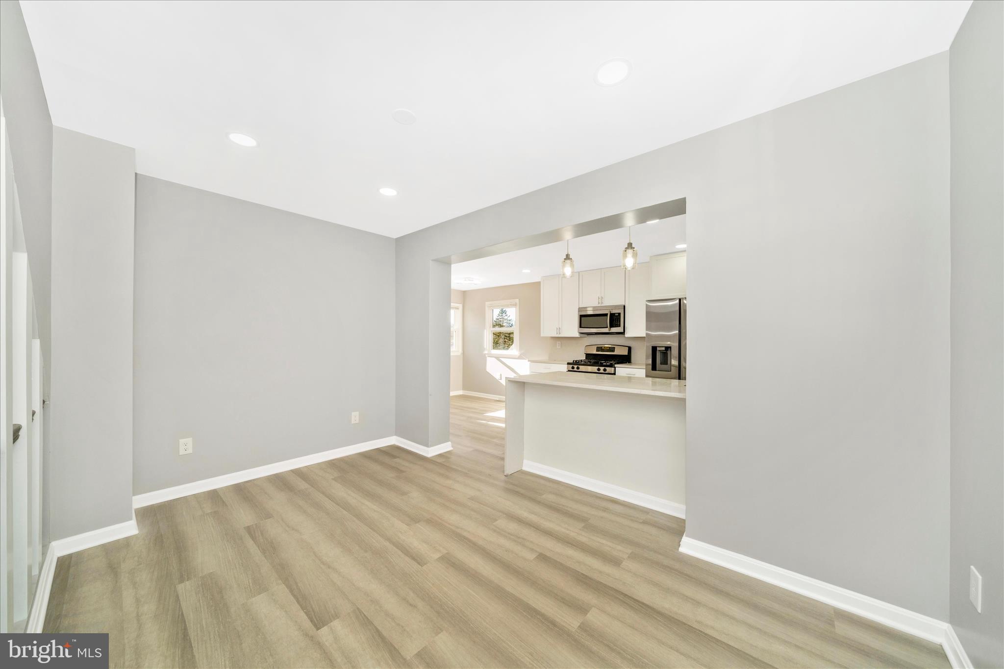 913 Highview Drive Capitol Heights, MD 20743 - Photo 13 of 70 Dining Room