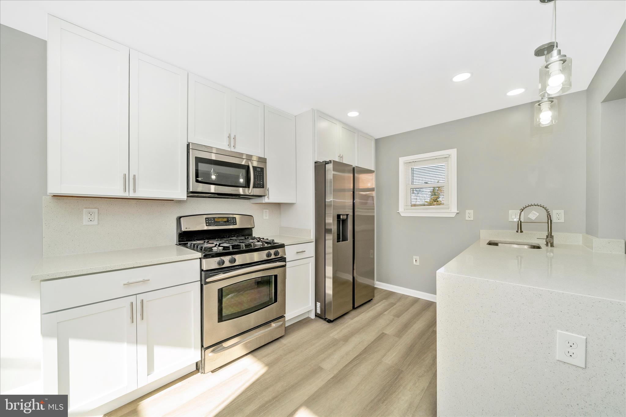 913 Highview Drive Capitol Heights, MD 20743 - Photo 20 of 70 Kitchen