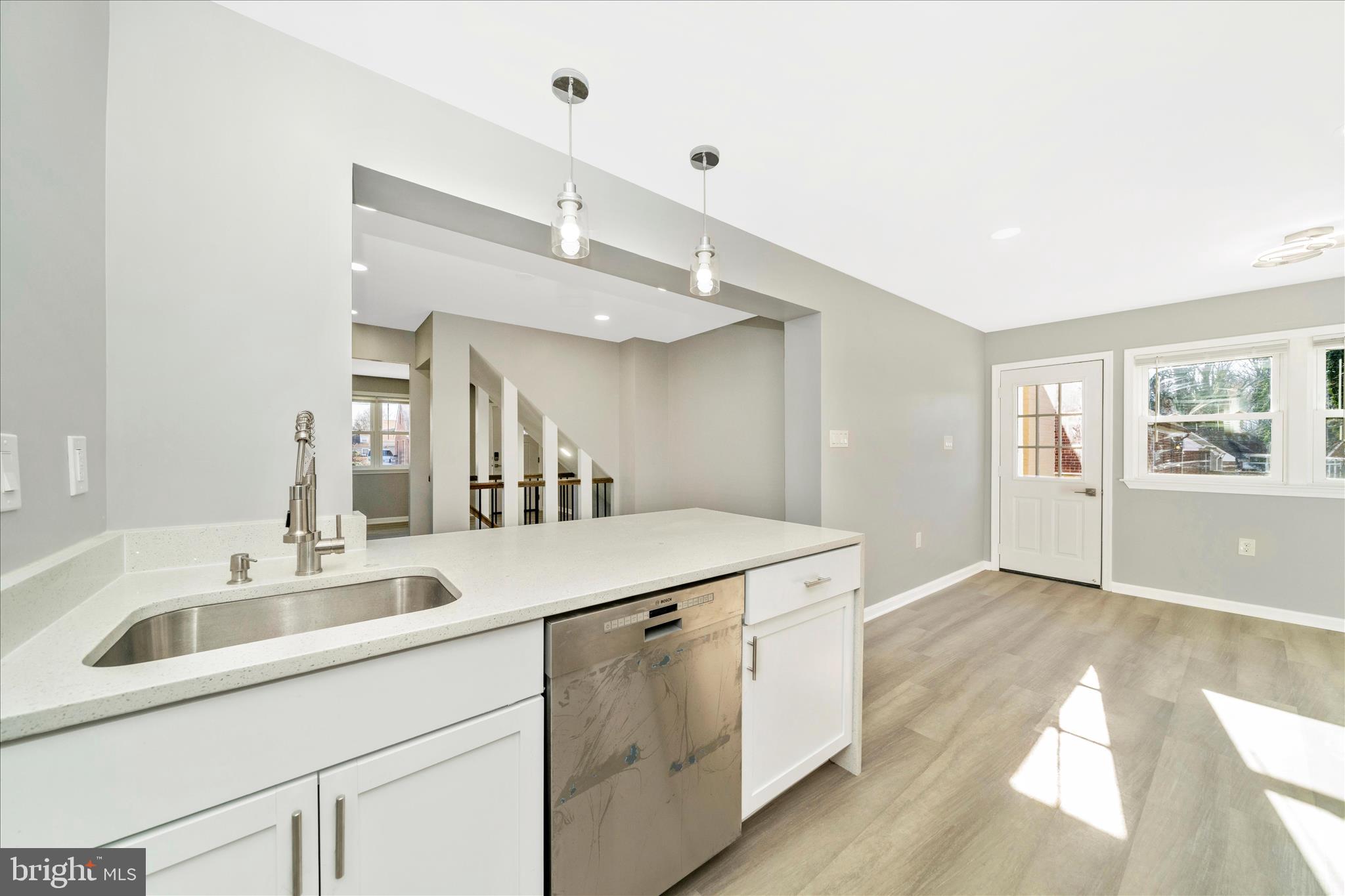 913 Highview Drive Capitol Heights, MD 20743 - Photo 21 of 70 Kitchen