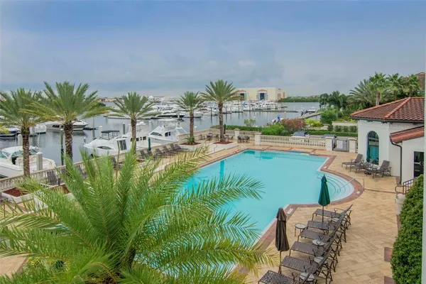 $739,000 | 6013 Bowen Daniel Drive, Unit 104, Tampa, FL 33616