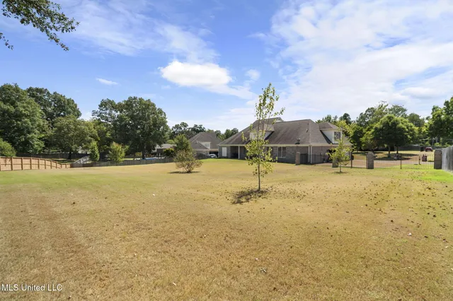 $519,900 | 2830 Manning Circle South, Nesbit, MS 38651