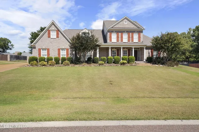 $519,900 | 2830 Manning Circle South, Nesbit, MS 38651