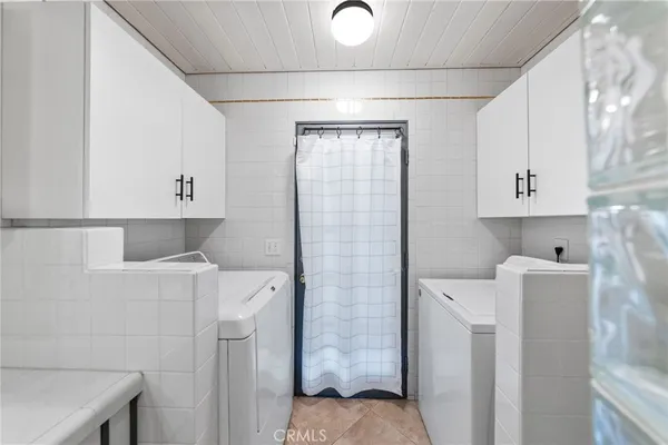a picture of a bathroom with a sink