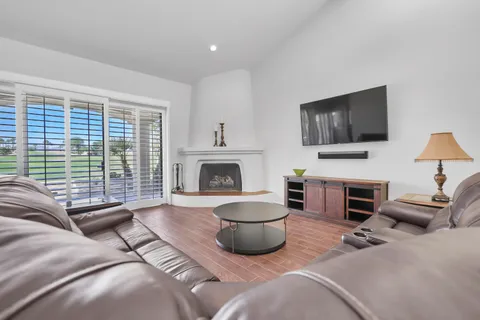 $915,000 | 54801 Inverness Way, La Quinta, CA 92253