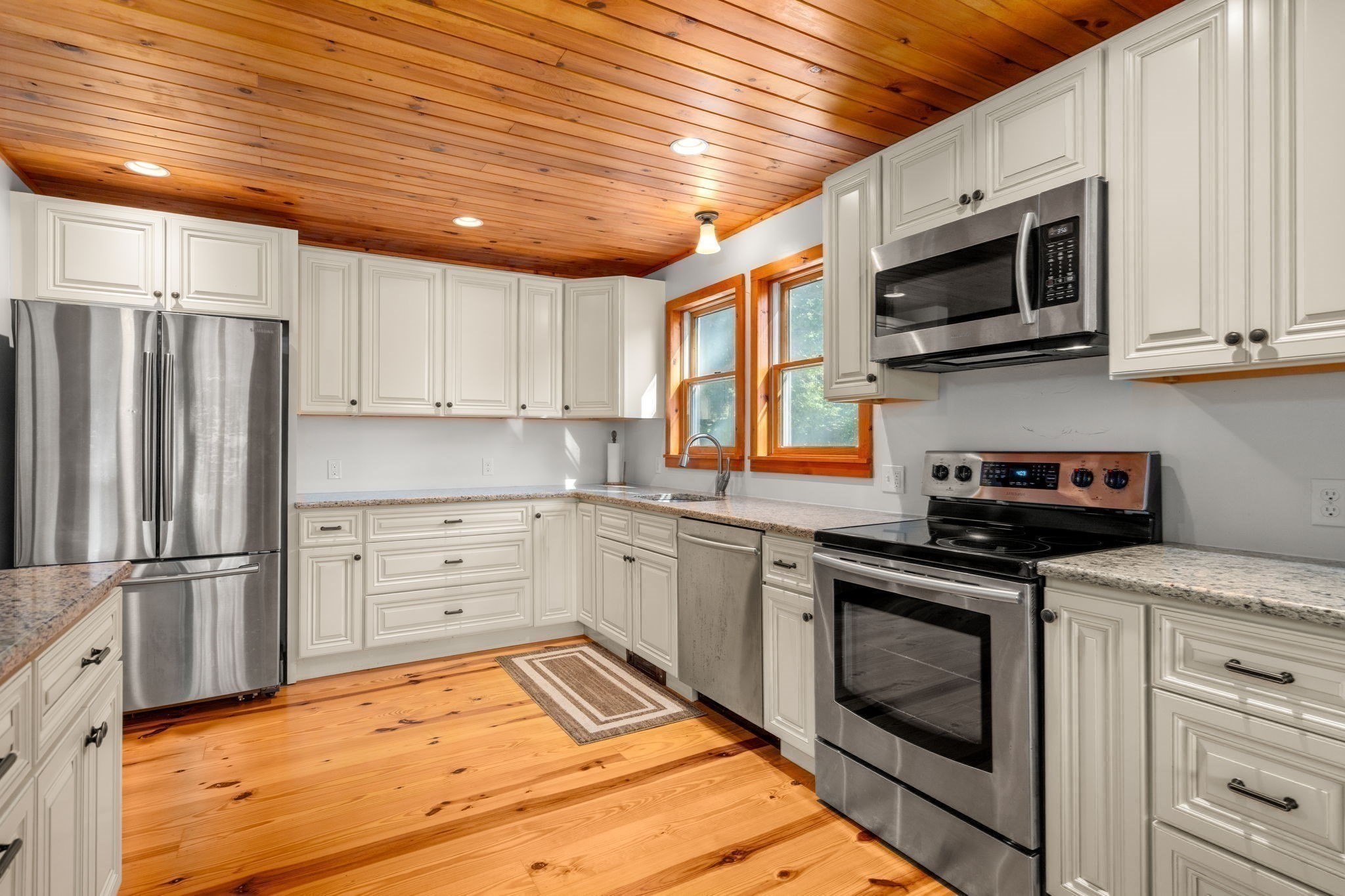 10 Klondike Road Dudley, MA 01571 - Photo 16 of 40 Gallery Image 16