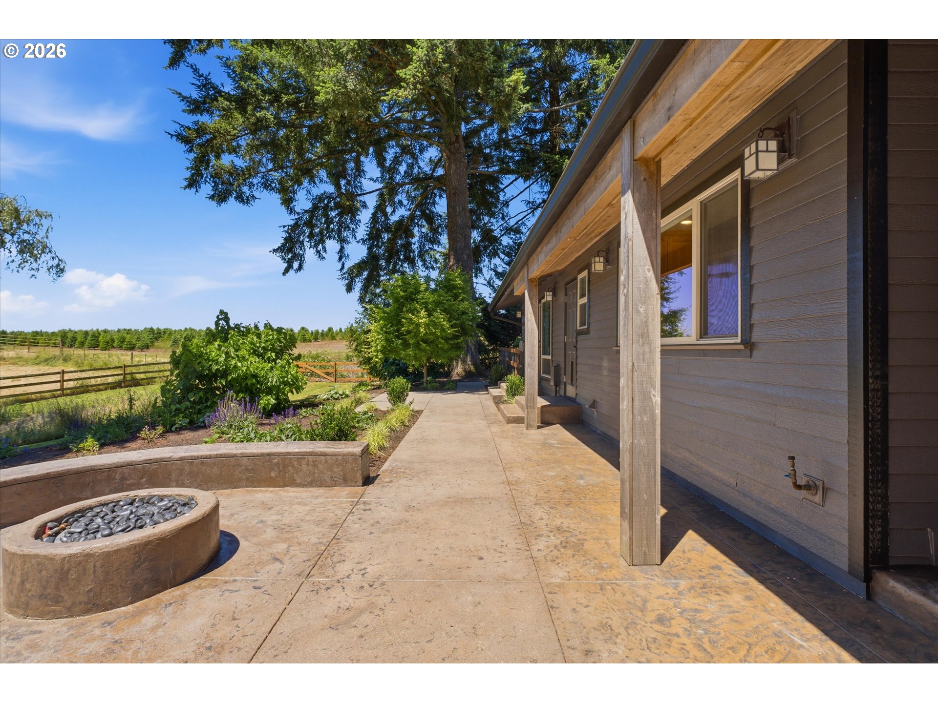 24515 Southwest Mountain Road West Linn, OR 97068 - Photo 25 of 41