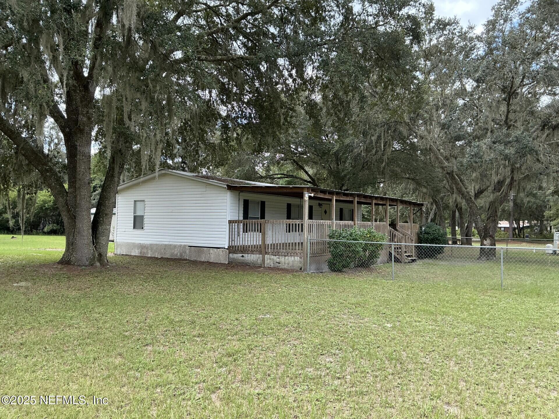 147 Homestead Road Palatka, FL 32177 - Photo 1 of 24 IMG_0709