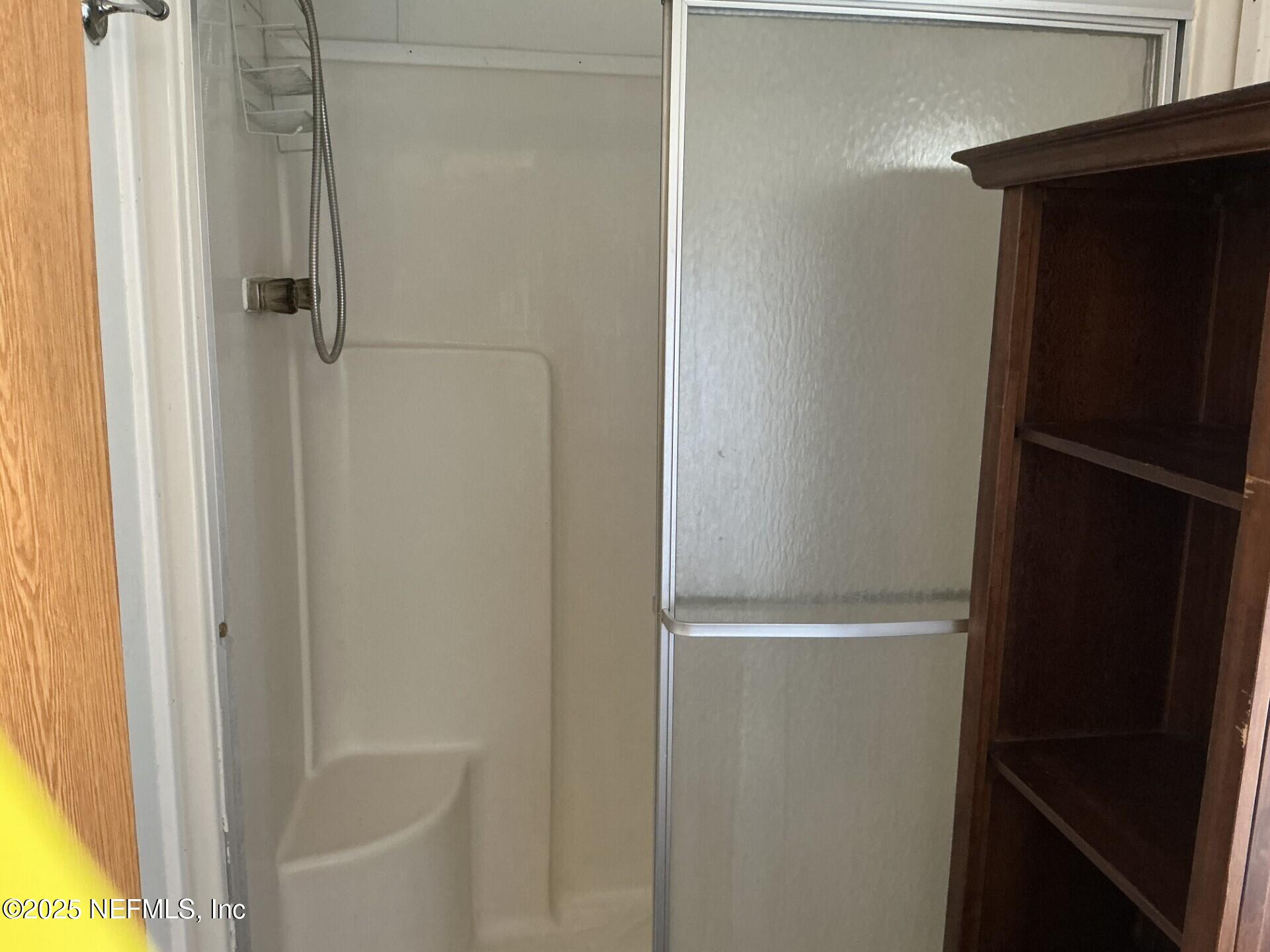 147 Homestead Road Palatka, FL 32177 - Photo 11 of 24 Primary bath
