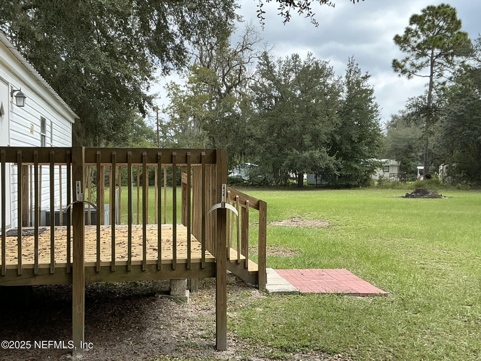 147 Homestead Road Palatka, FL 32177 - Photo 13 of 24 Back porch