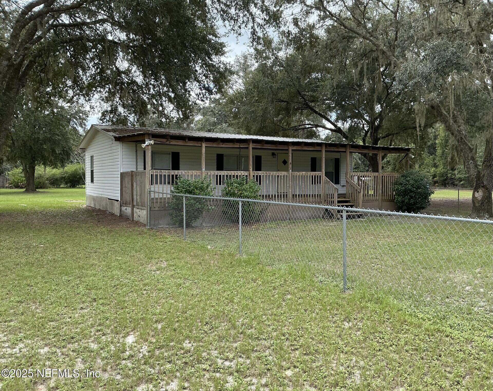 147 Homestead Road Palatka, FL 32177 - Photo 19 of 24 IMG_0710