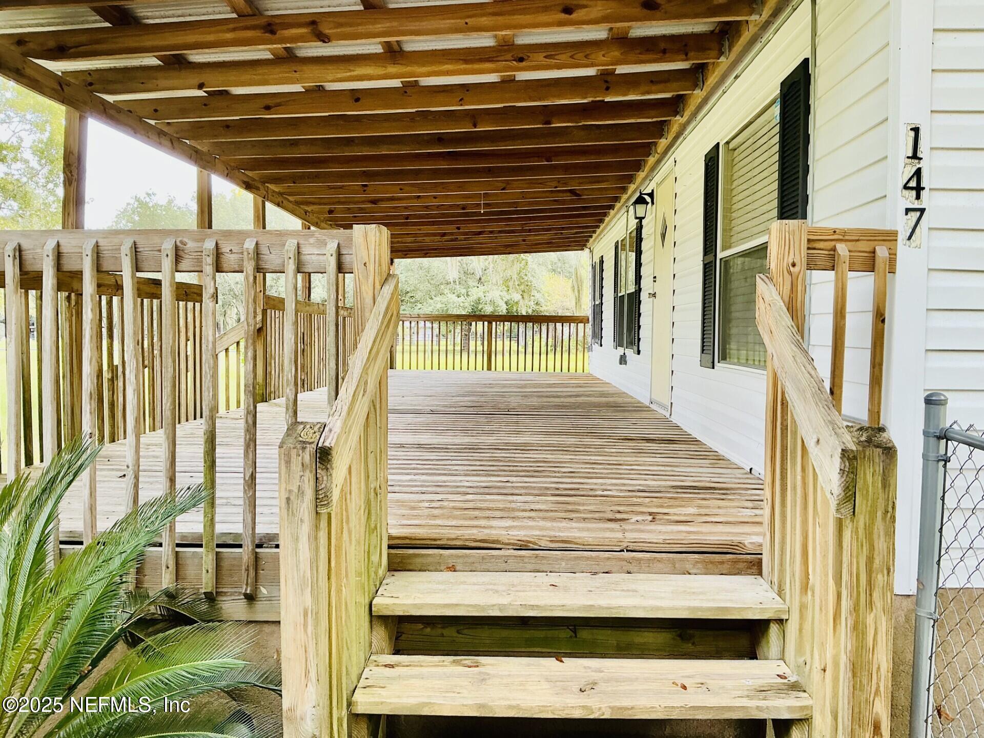 147 Homestead Road Palatka, FL 32177 - Photo 2 of 24 Front porch