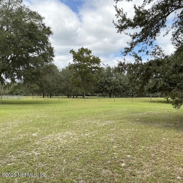 147 Homestead Road Palatka, FL 32177 - Photo 21 of 24 Backyard