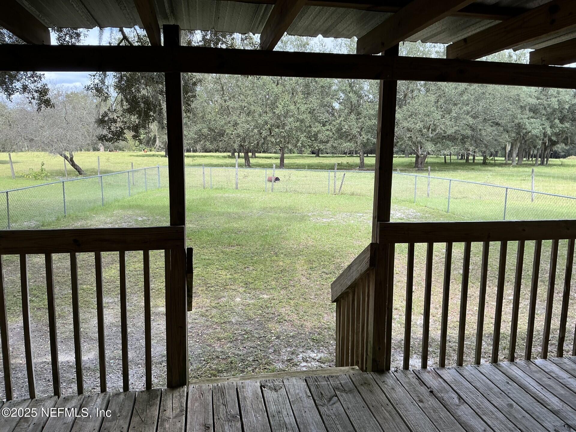 147 Homestead Road Palatka, FL 32177 - Photo 3 of 24 Front porch view