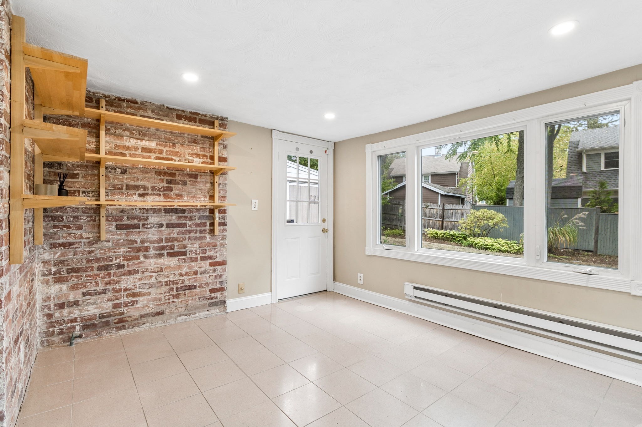 17 Woodhaven Road Newton, MA 02468 - Photo 11 of 28 Gallery Image 11