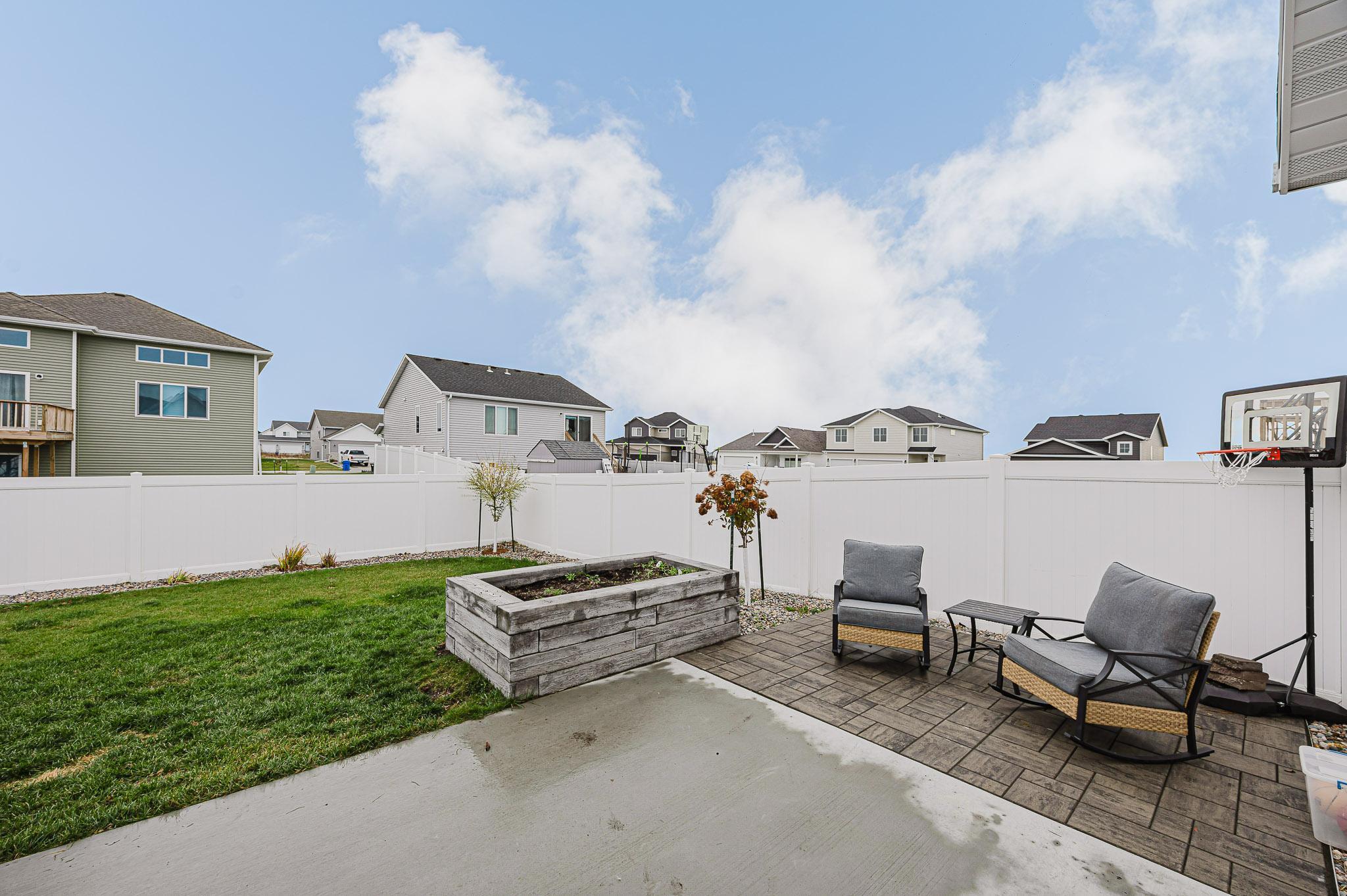 7366 29th Street South Fargo, ND 58104 - Photo 31 of 43