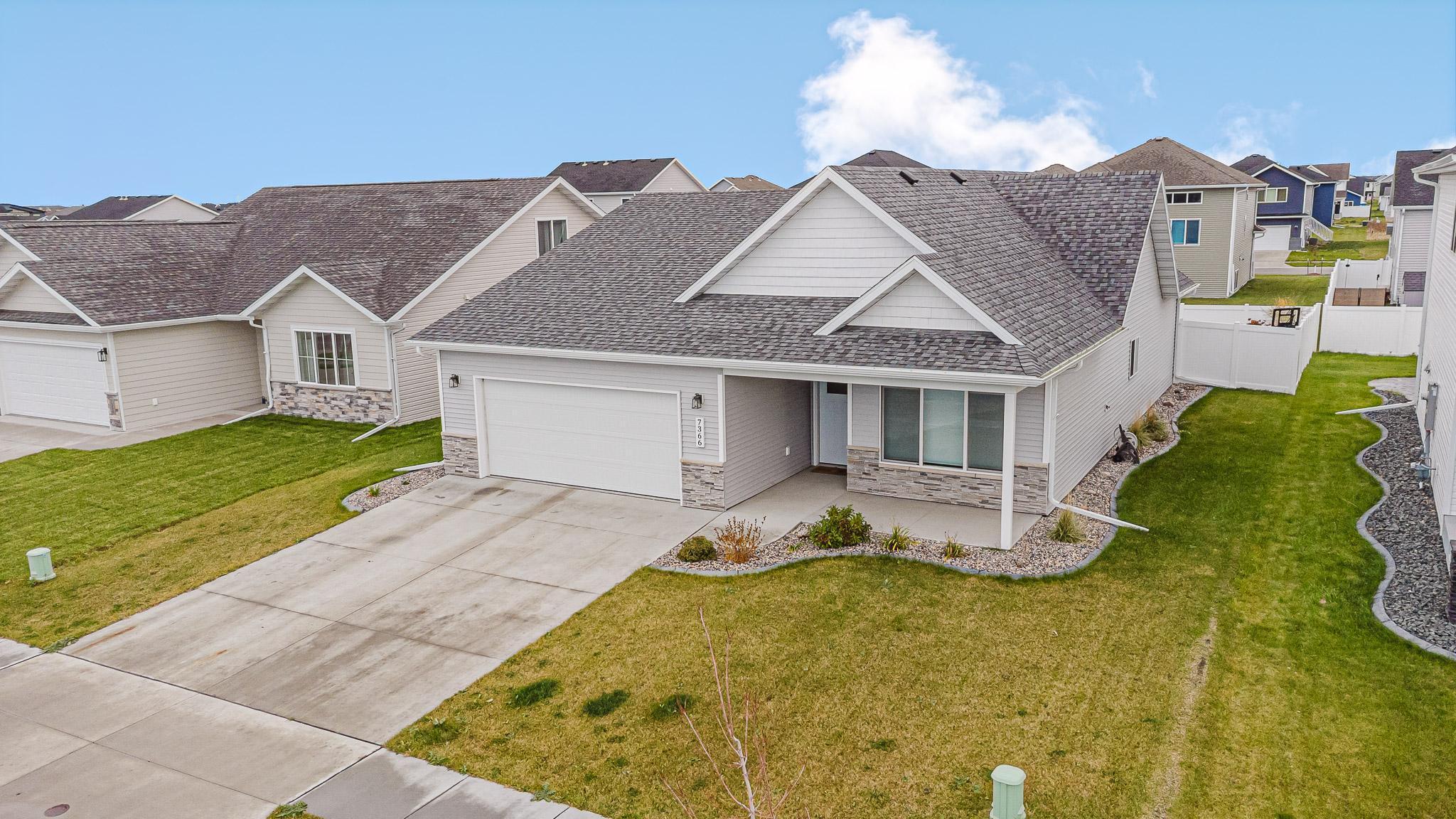 7366 29th Street South Fargo, ND 58104 - Photo 36 of 43