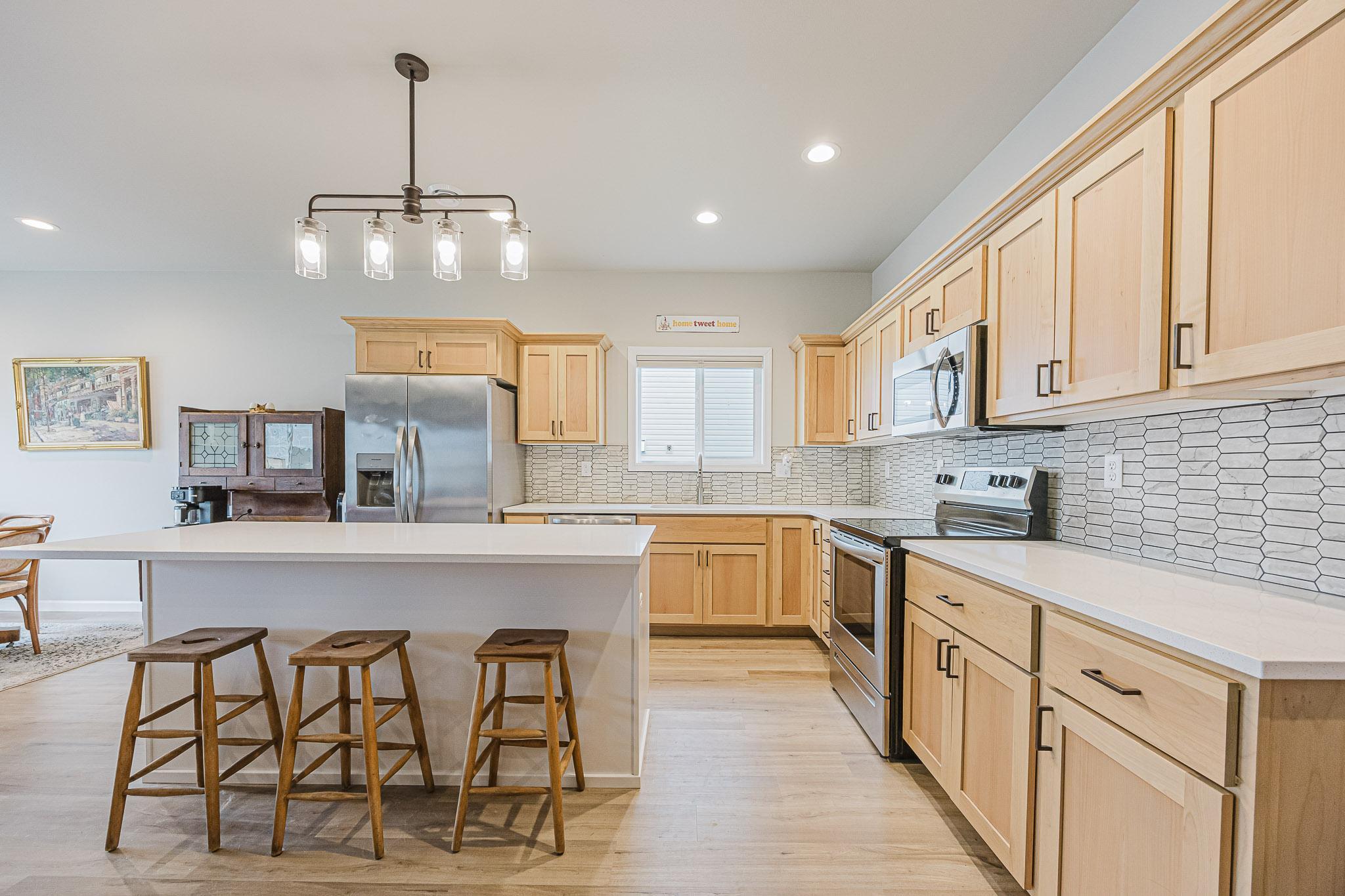 7366 29th Street South Fargo, ND 58104 - Photo 6 of 43