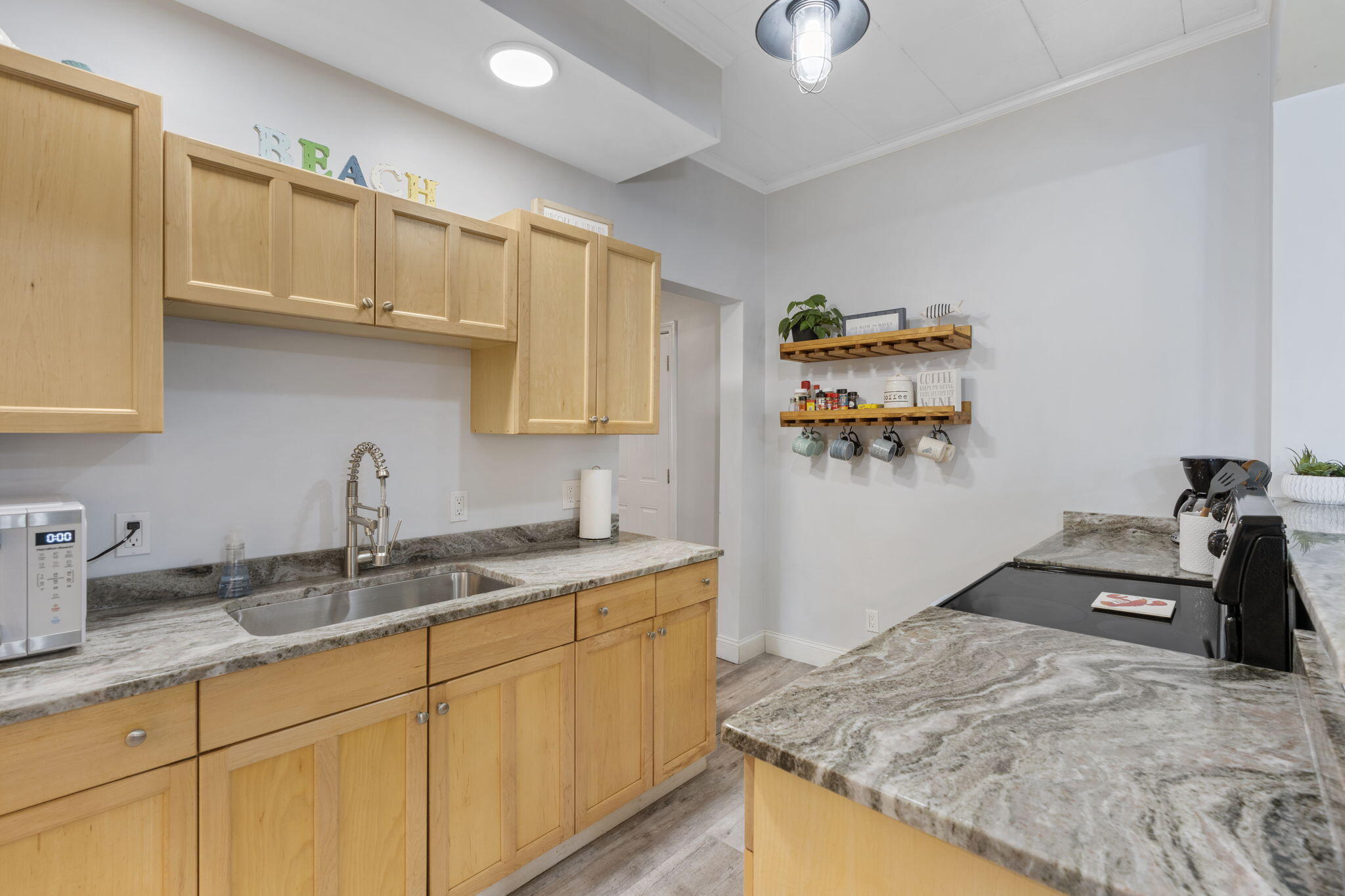 34 School Street Old Orchard Beach, ME 04064 - Photo 13 of 33 28-web-or-mls-DSC09393