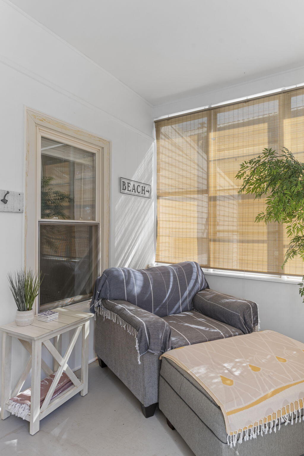 34 School Street Old Orchard Beach, ME 04064 - Photo 5 of 33 35-web-or-mls-DSC09613