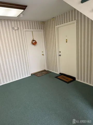 $315,000 | 401 Sharon Garden Court, Woodbridge, NJ 07095