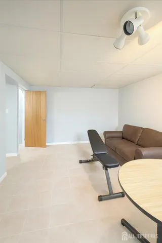 $315,000 | 401 Sharon Garden Court, Woodbridge, NJ 07095