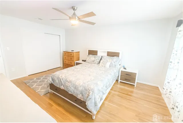 $315,000 | 401 Sharon Garden Court, Woodbridge, NJ 07095