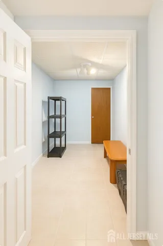 $315,000 | 401 Sharon Garden Court, Woodbridge, NJ 07095