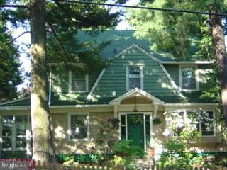 434 Strathmore Road Havertown, PA 19083 - Photo 1 of 6 a front view of a house with a yard