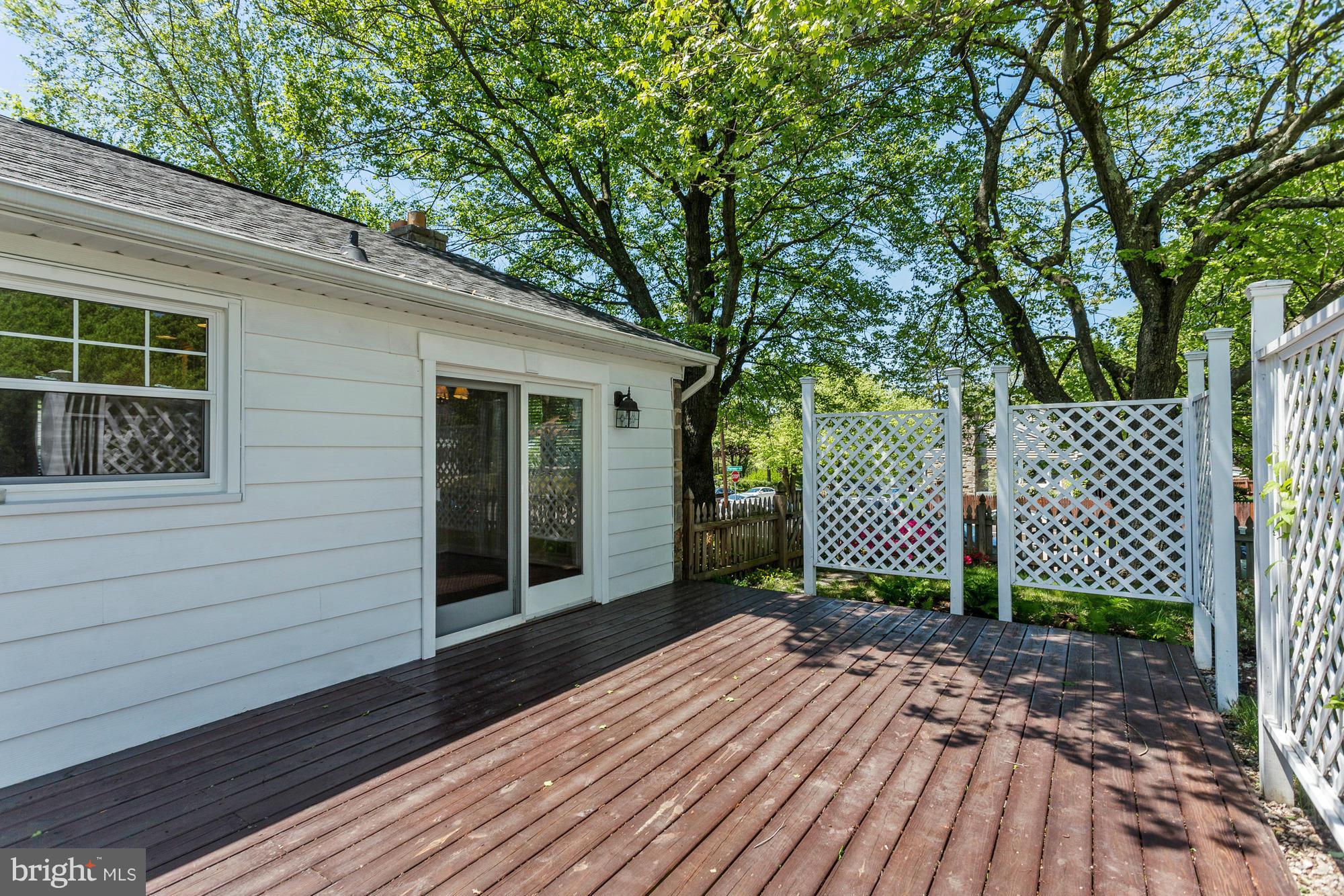 320 Aigburth Road Baltimore, MD 21286 - Photo 21 of 26 Deck