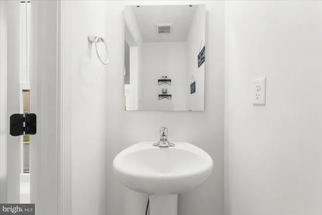 $295,000 | 138 Carleigh Lane, Harrisburg, PA 17112