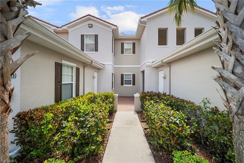 970 Peggy Circle, Unit 604 Naples, FL 34113 - Photo 2 of 35