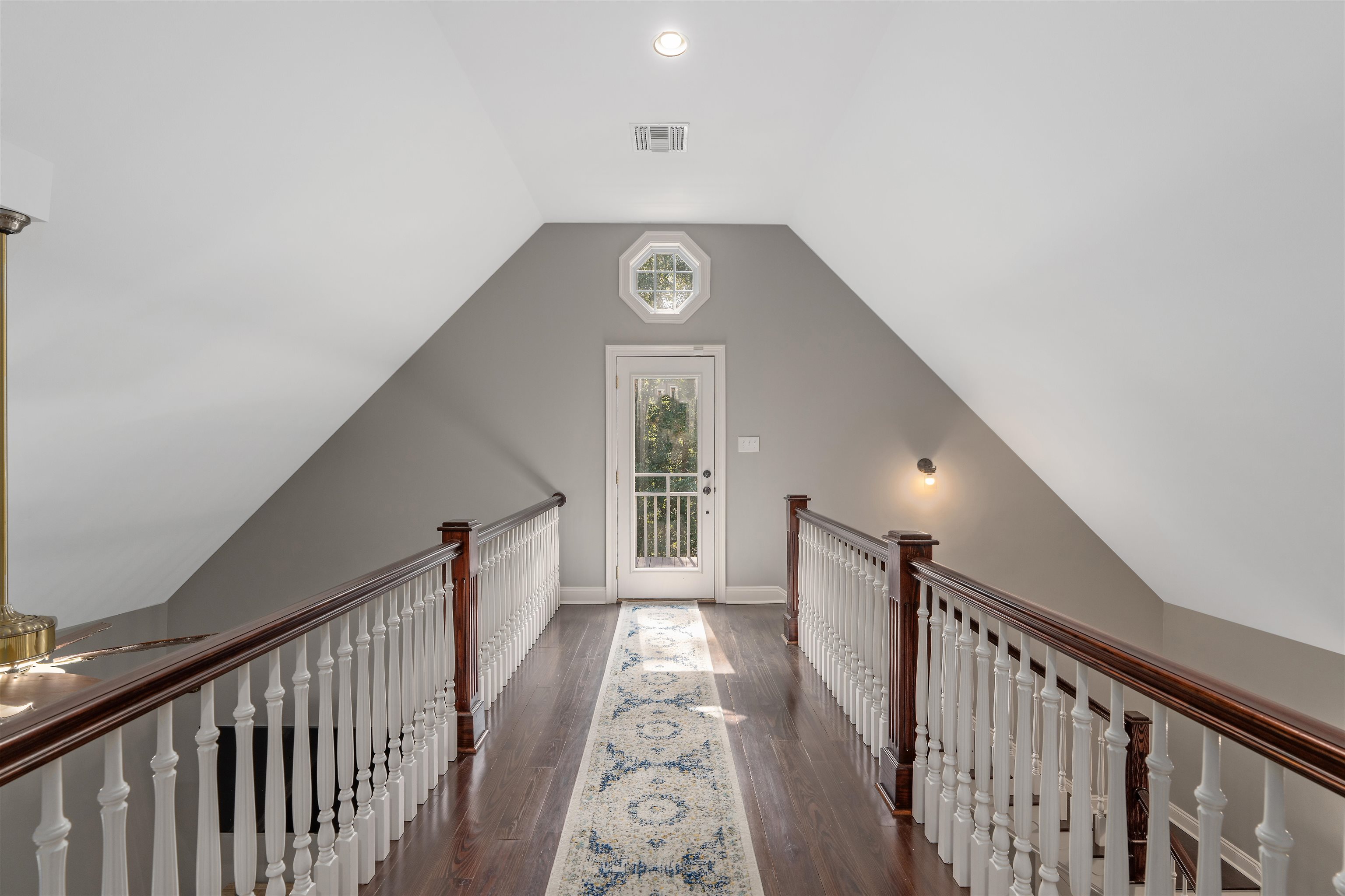 25591 Waterworld Road Robertsdale, AL 36567 - Photo 28 of 33 Hallway