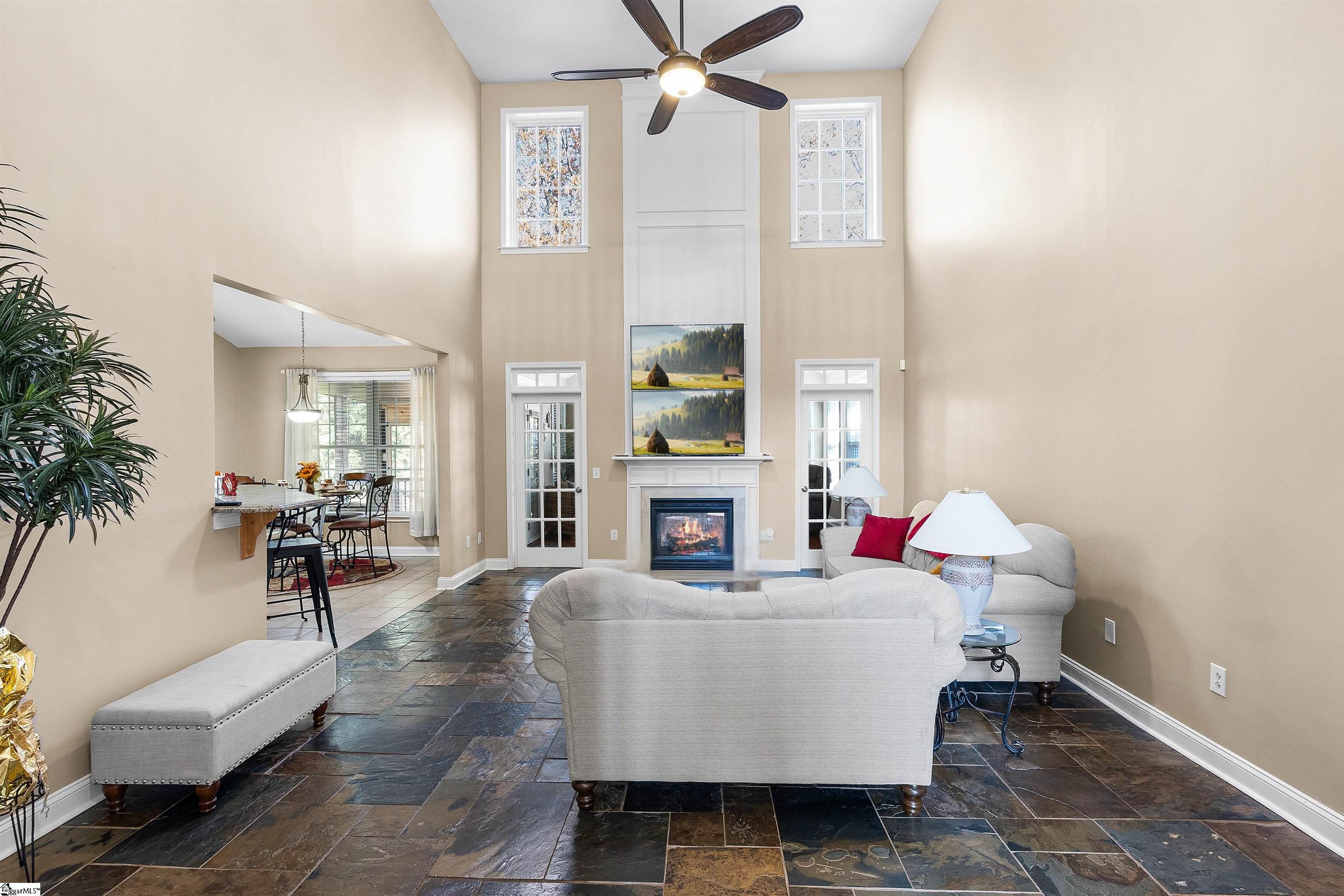 100 Yorkswell Lane Greenville, SC 29607 - Photo 12 of 37