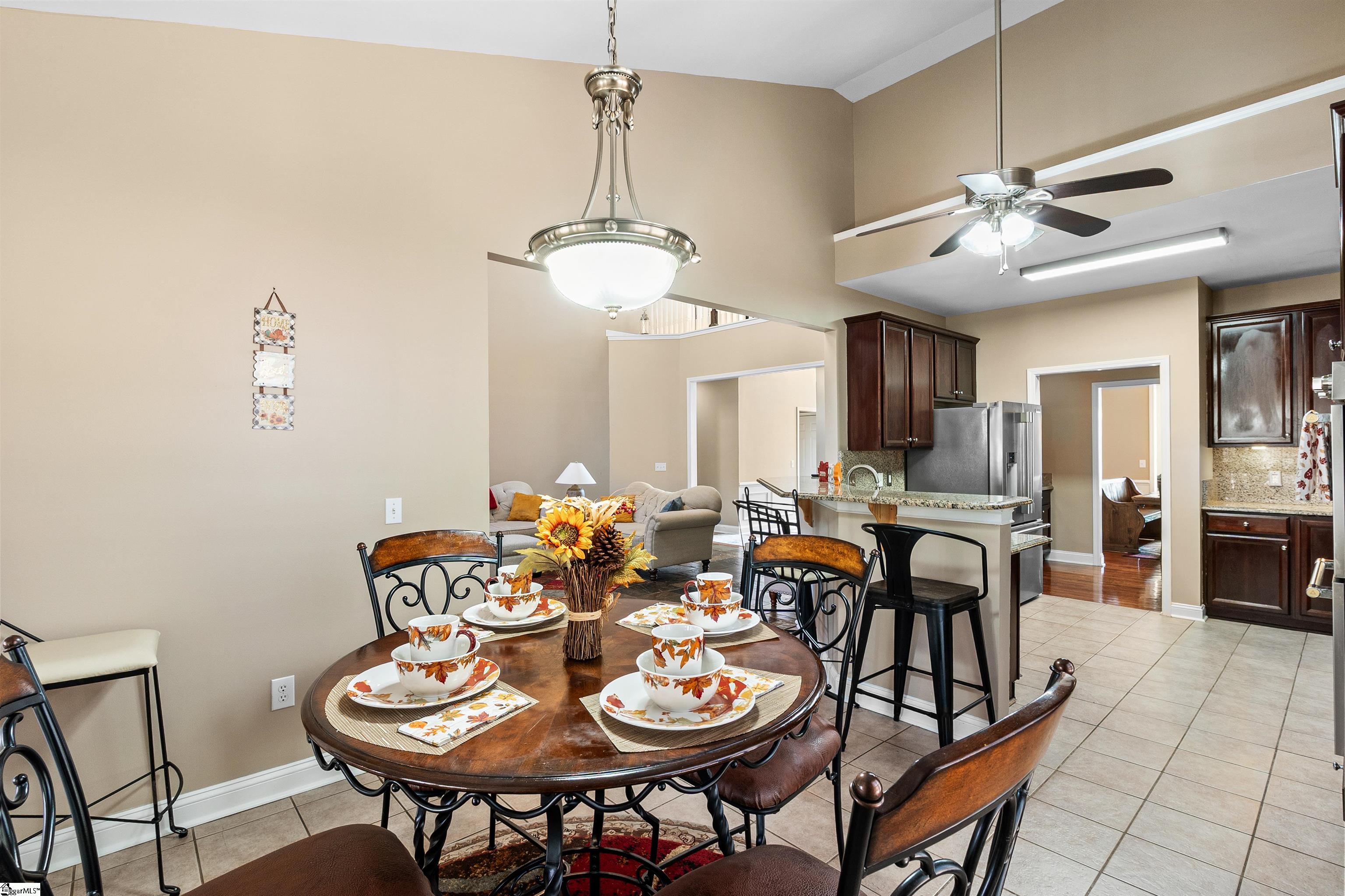 100 Yorkswell Lane Greenville, SC 29607 - Photo 7 of 37