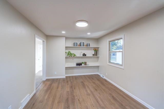 1268 Jamesway Fort Atkinson, WI 53538 - Photo 12 of 26