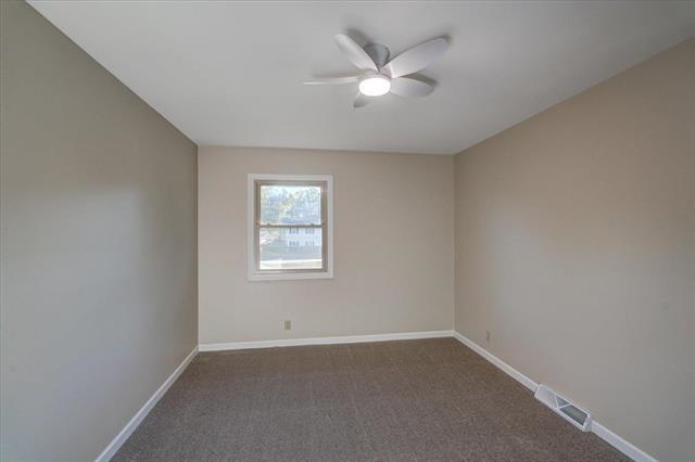 1268 Jamesway Fort Atkinson, WI 53538 - Photo 16 of 26