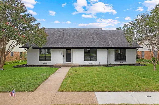 $699,000 | 7652 El Pensador Drive, Dallas, TX 75248