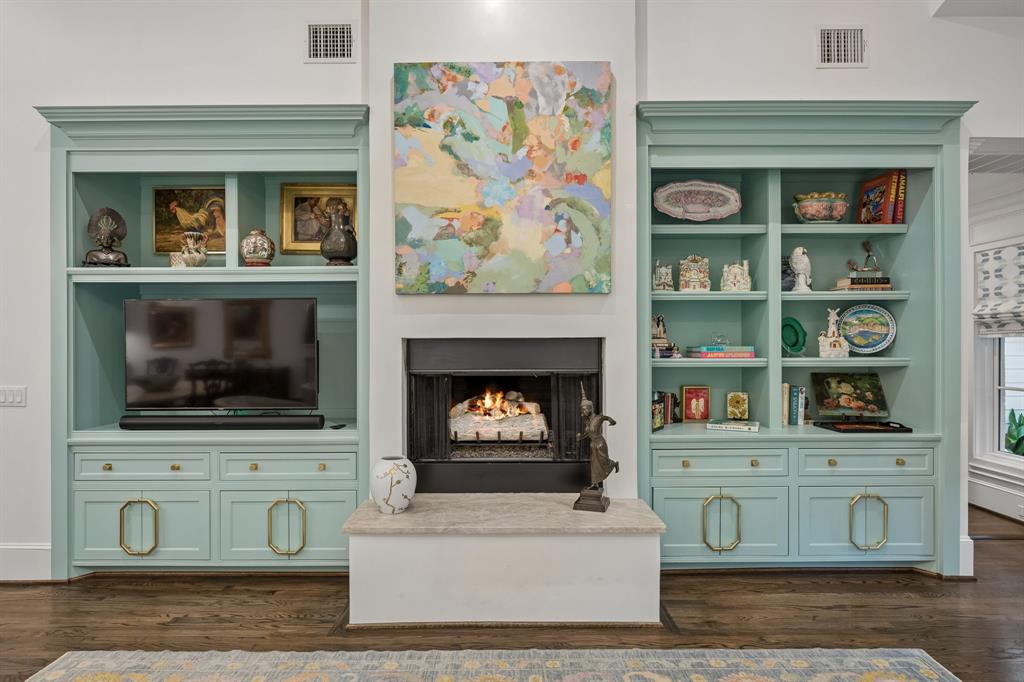 8111 Chadbourne Road Dallas, TX 75209 - Photo 11 of 33