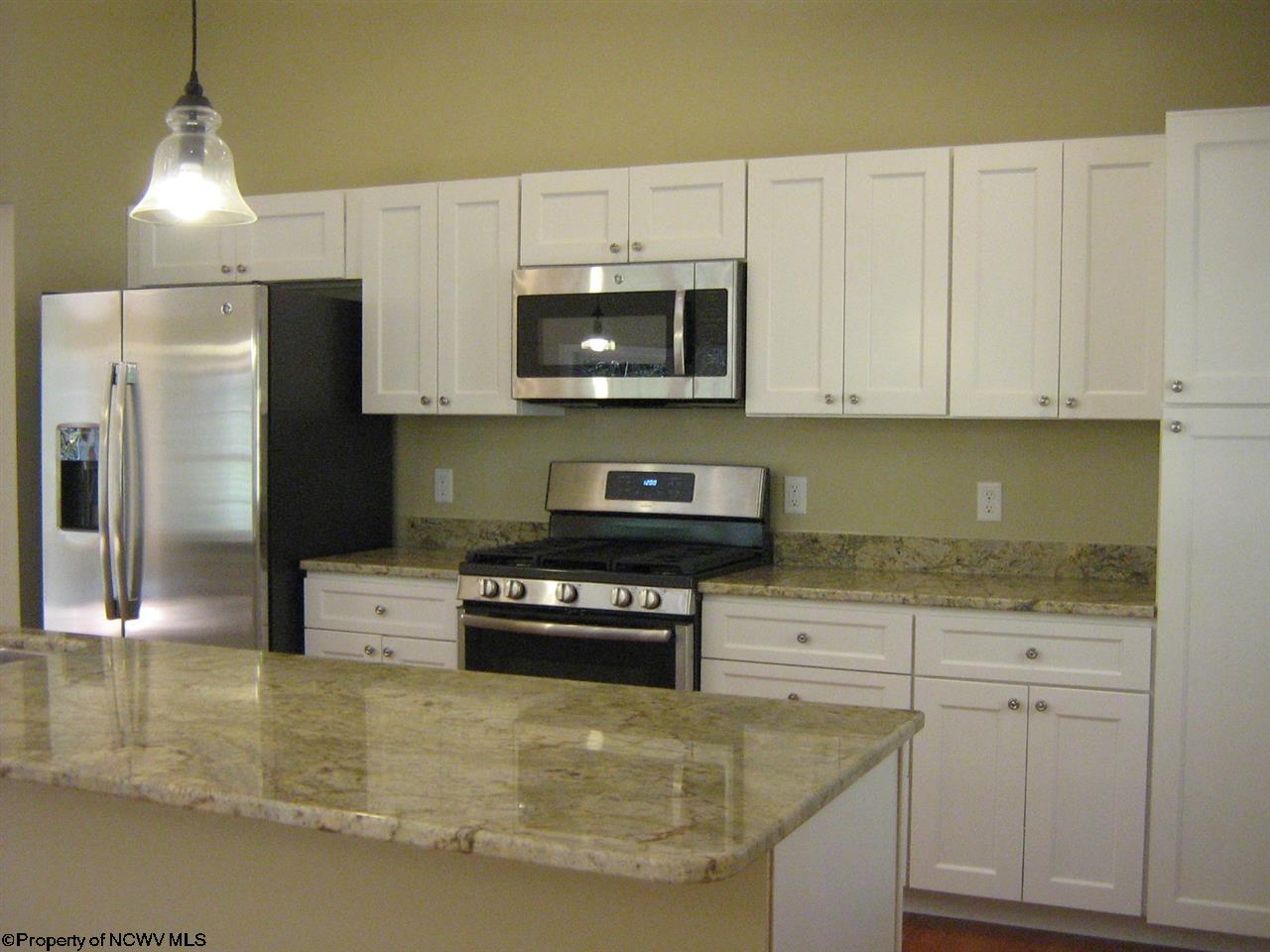 172 Bridge Road Morgantown, WV 26508 - Photo 2 of 20 Gallery Image 2
