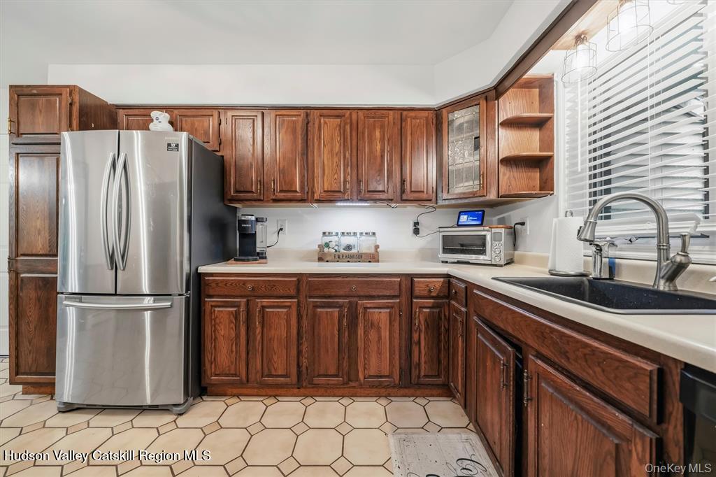 182 Redder Road Pine Bush, NY 12566 - Photo 9 of 27 9