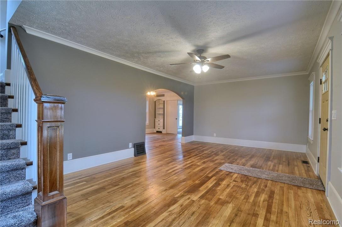 5-Great Room 3rd View.jpg