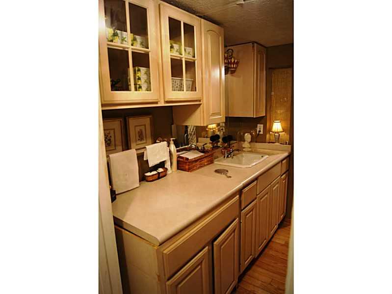 403 Beaver Road Edgeworth, PA 15143 - Photo 16 of 22 Full Bath. The Full Bath is Well Appointed with Abundant Cabinet Storage