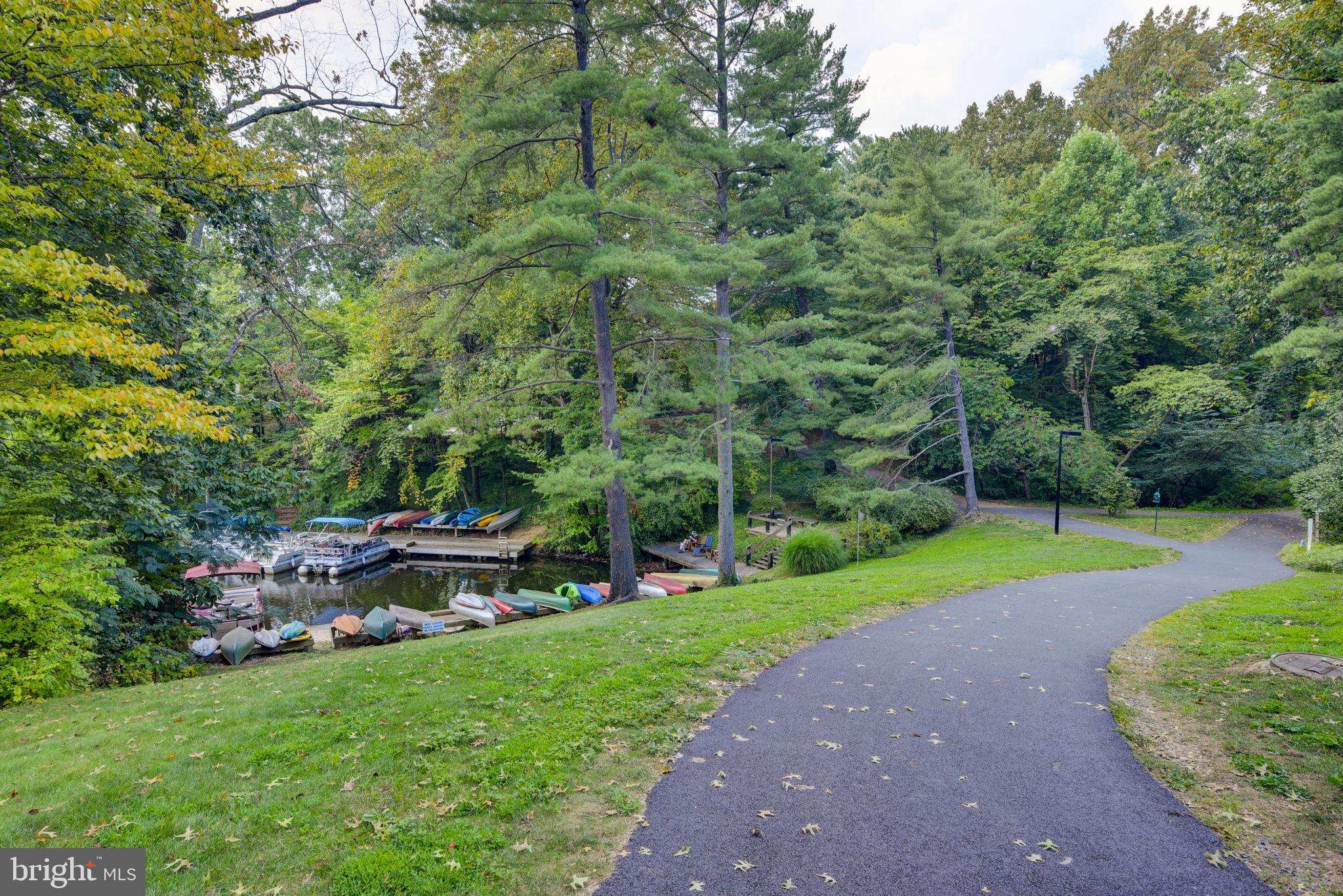 1621 Inlet Court Reston, VA 20190 - Photo 33 of 41 Trail just a few steps away that leads to dock