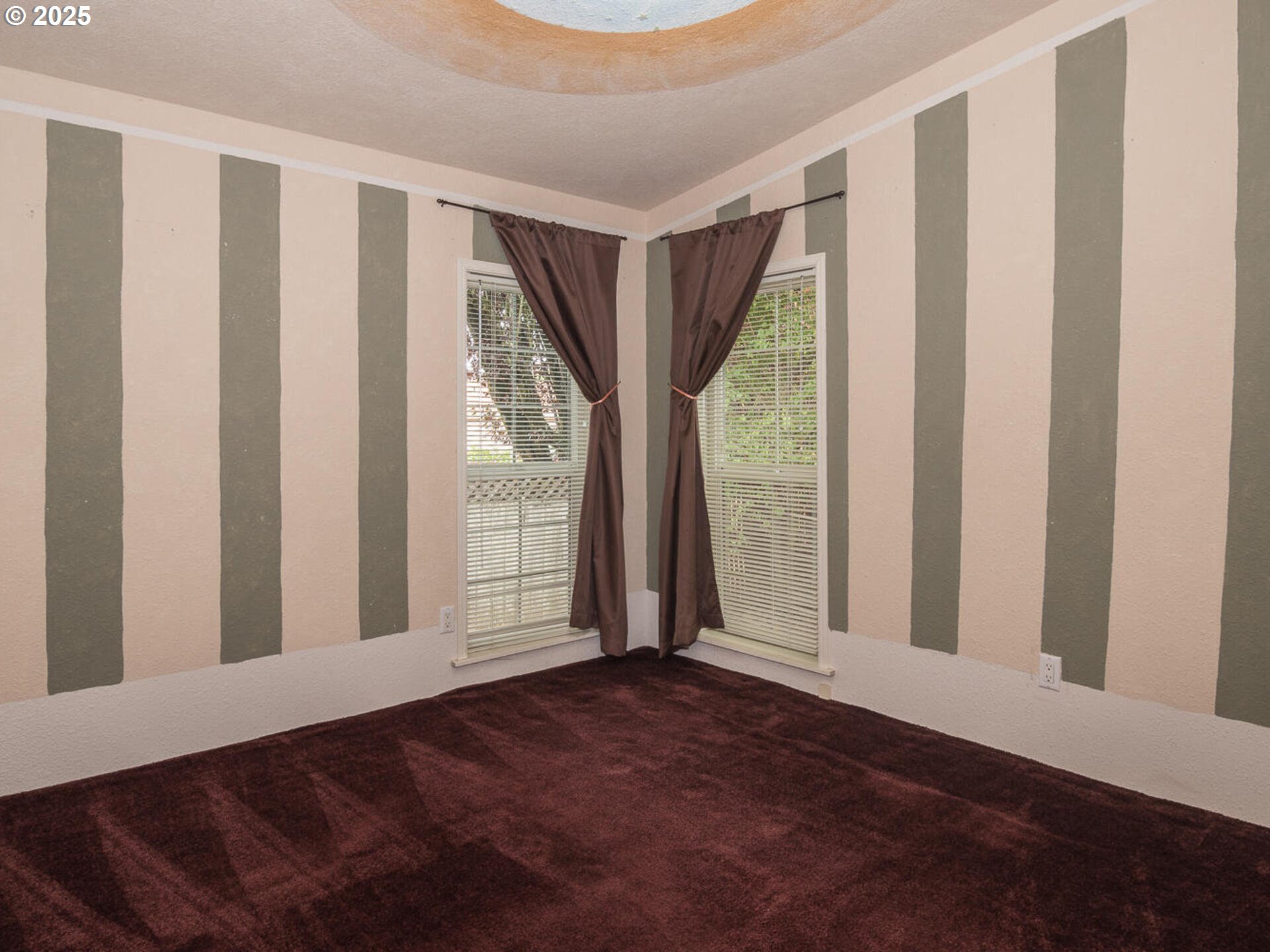 1949 Southeast Palmquist Road, Unit 91 Gresham, OR 97080 - Photo 21 of 40 a view of empty room with floor to ceiling window