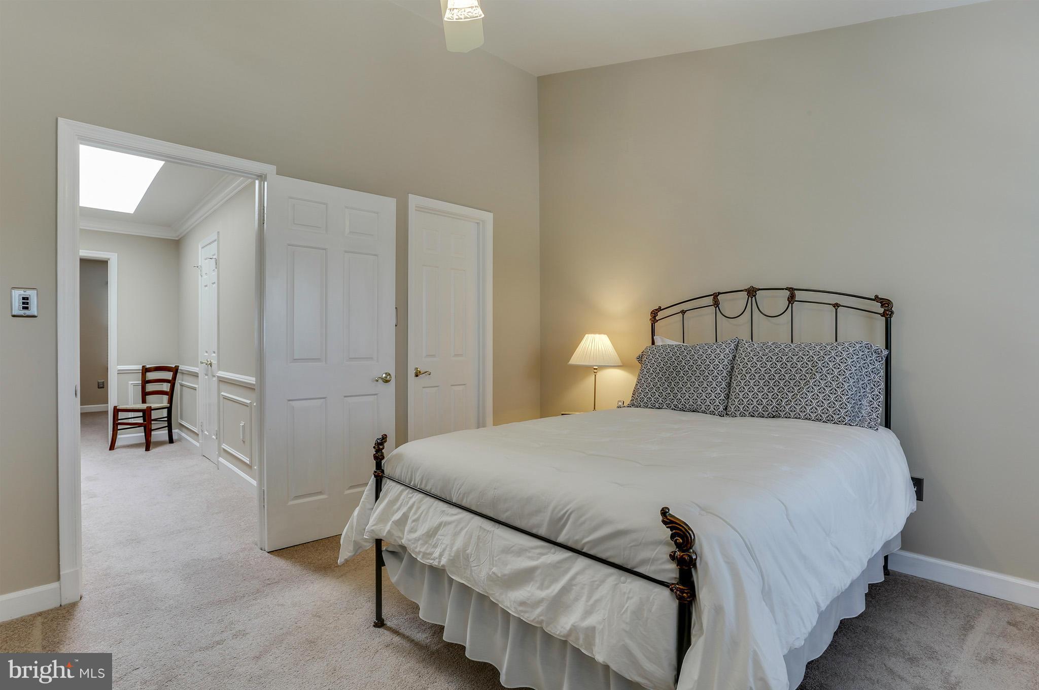 2160 Colonel Way Odenton, MD 21113 - Photo 16 of 30 Vaulted ceiling and walk-in closet