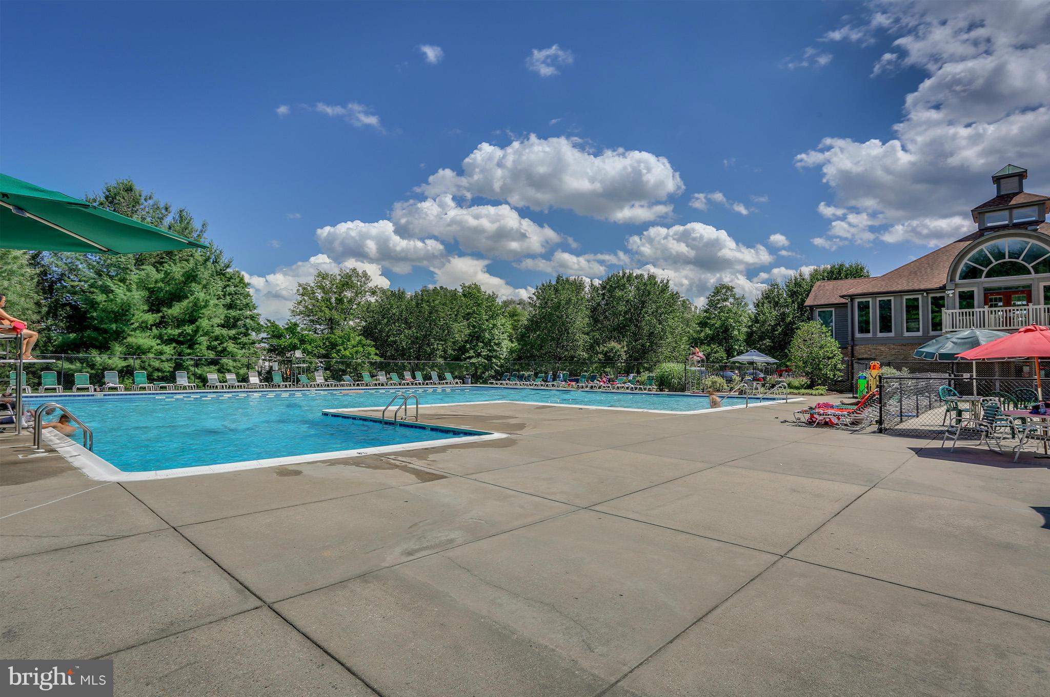 2160 Colonel Way Odenton, MD 21113 - Photo 27 of 30 Community pool