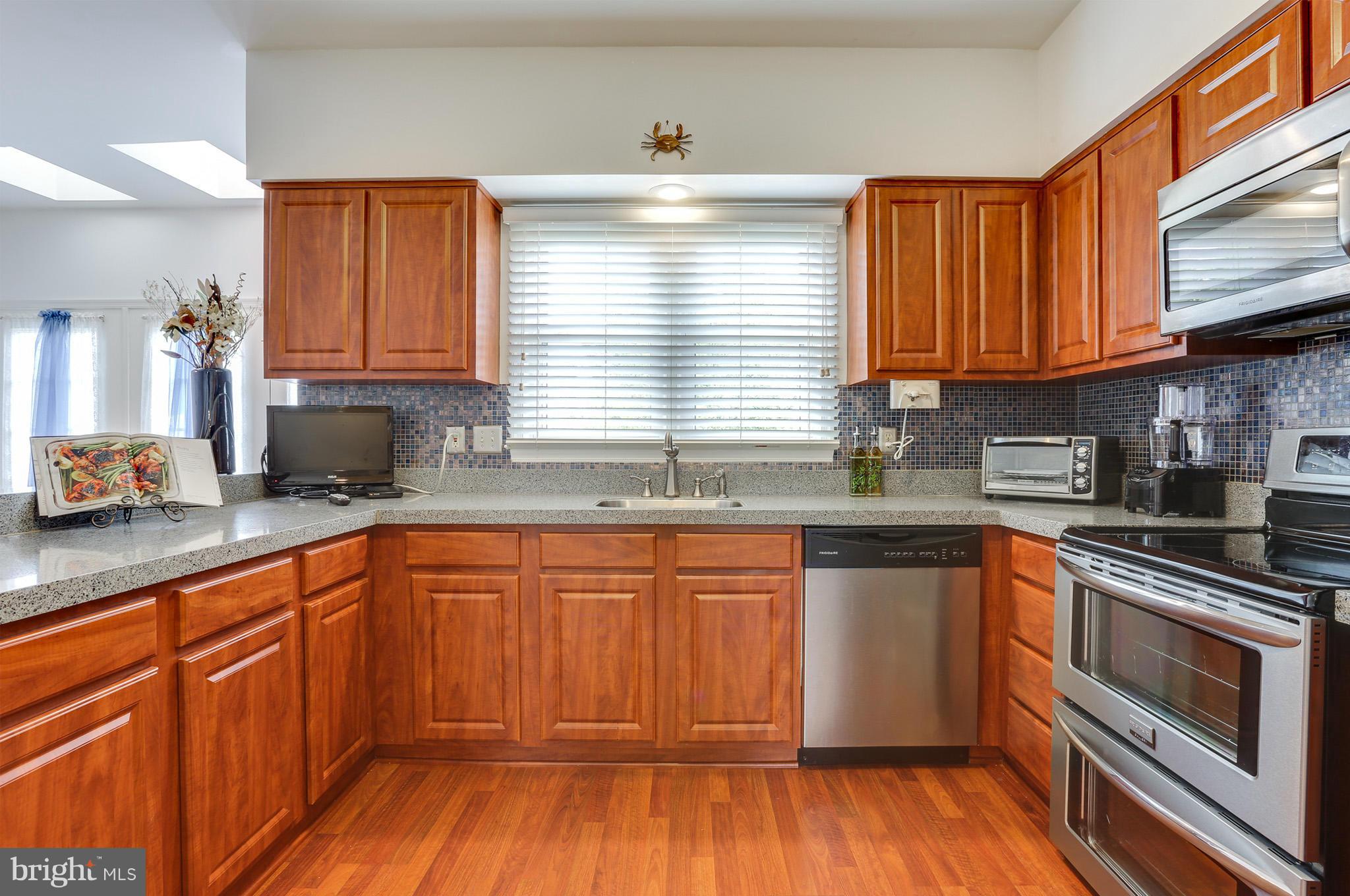 2160 Colonel Way Odenton, MD 21113 - Photo 4 of 30 Updated cherry kitchen cabinets