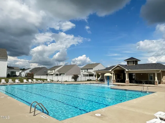 $409,900 | 14 Gallop Rein Circle, Benson, NC 27504