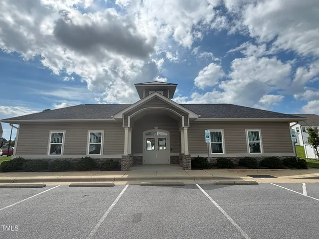 $409,900 | 14 Gallop Rein Circle, Benson, NC 27504